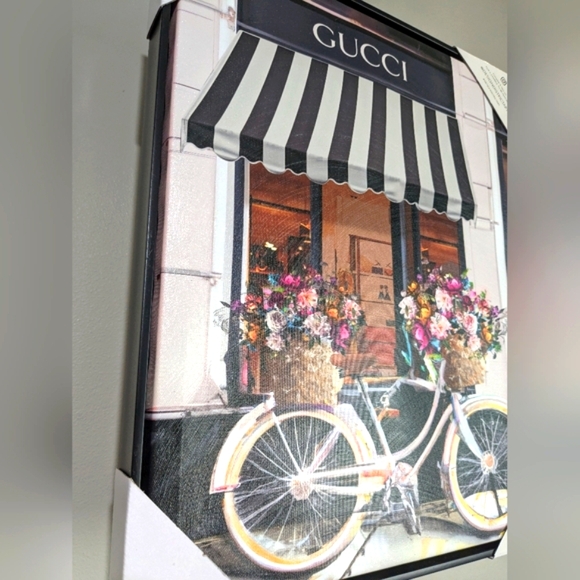 Gucci Cafe Canvas Bicycle With Flower Bouquet Gapped Black Frame NWT - Picture 3 of 11
